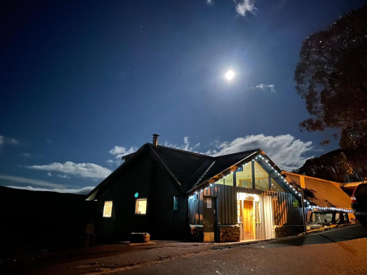 Cooroona Alpine Lodge Falls Creek Exterior foto